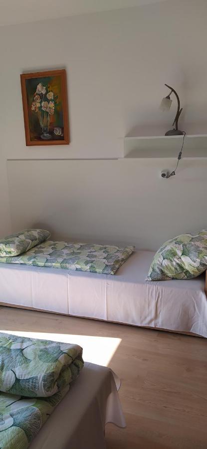 Pod Modrzewiami Apartment Миловка Екстериор снимка